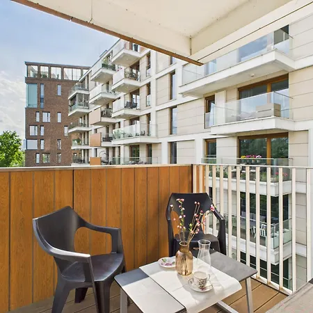 Okrzei 75 Superapart Flowers Garden