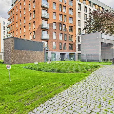 Okrzei 75 Superapart Flowers Garden Apartment