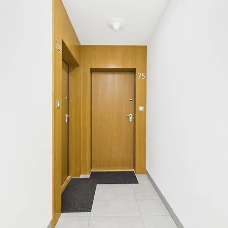 Okrzei 75 Superapart Flowers Garden *