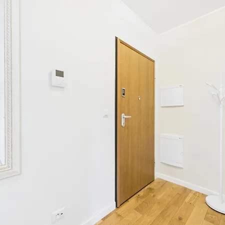 Okrzei 75 Superapart Flowers Garden Varsovie