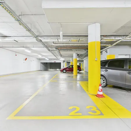 Okrzei 75 Superapart Flowers Garden شقة وارسو